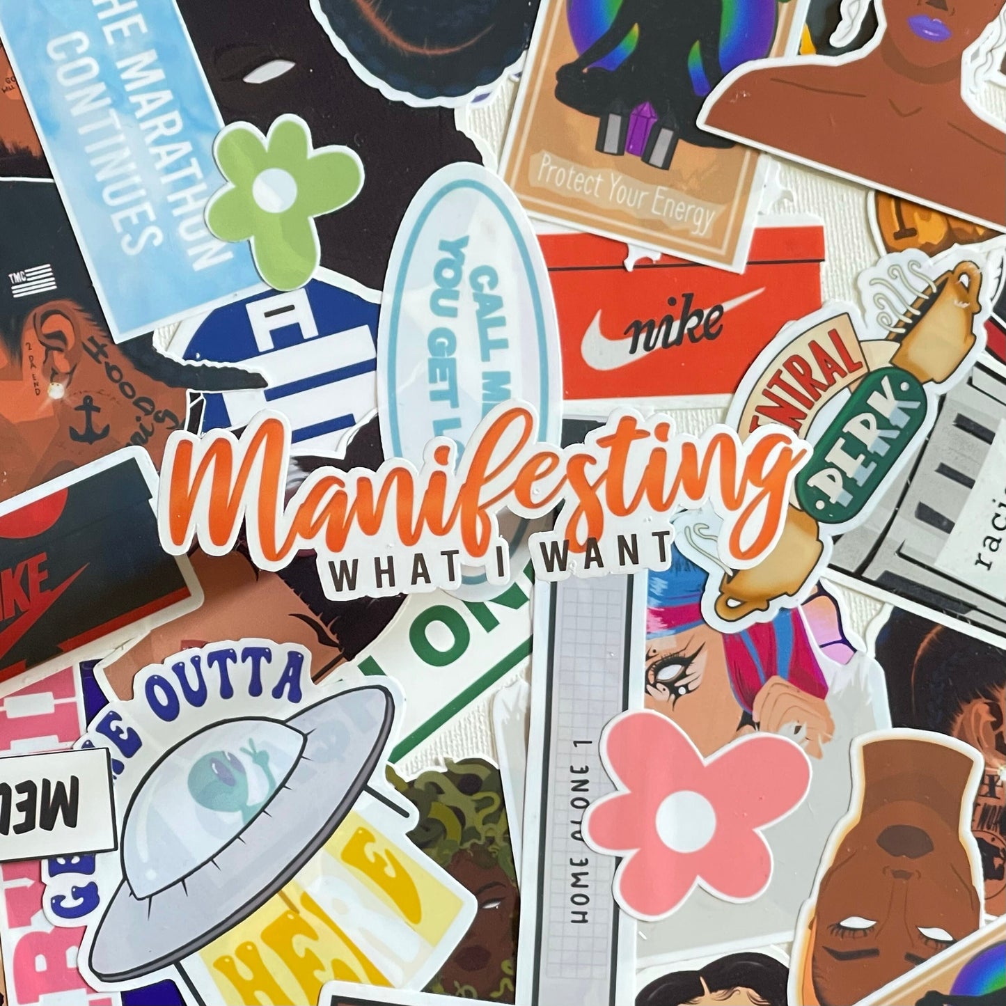 Manifesting What I Want, Die Cut Sticker | Manifest Stickers | Laptop, Journal, Waterbottle Stickers | Spiritual, High Vibrations Stickers